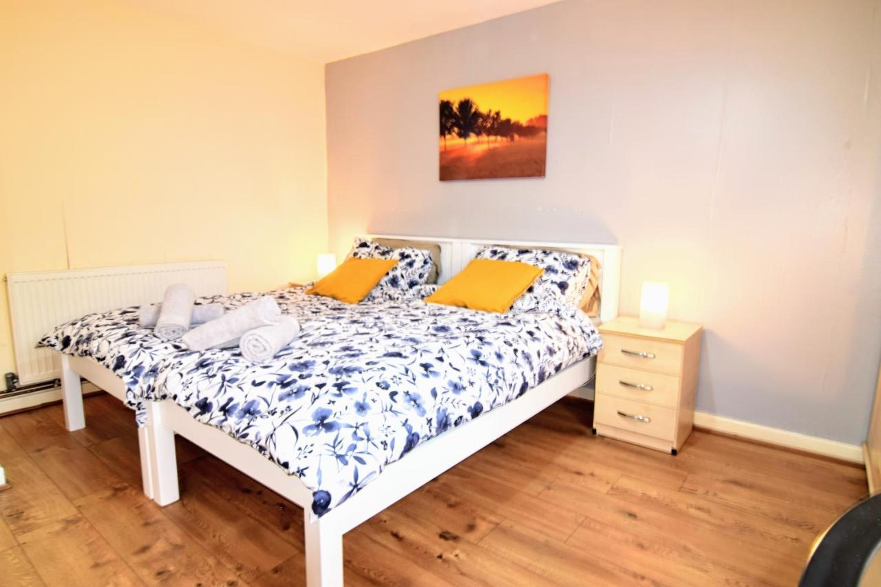 The Chinatown Home - Private Garden, Netflix, Bbq & Bar Birmingham Esterno foto