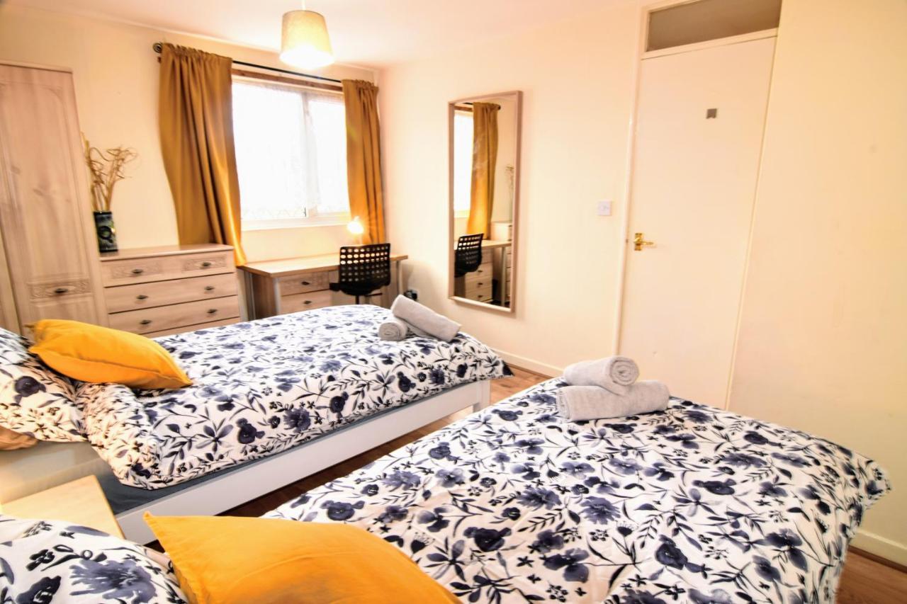 The Chinatown Home - Private Garden, Netflix, Bbq & Bar Birmingham Esterno foto