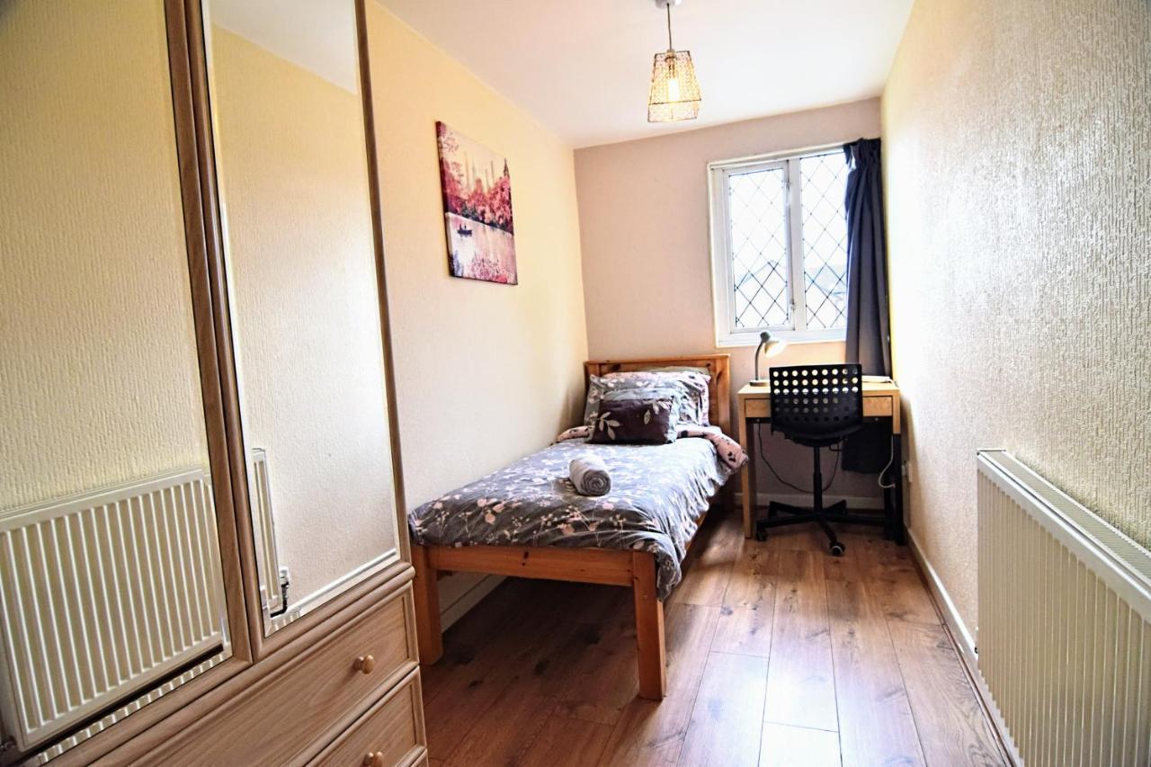 The Chinatown Home - Private Garden, Netflix, Bbq & Bar Birmingham Esterno foto